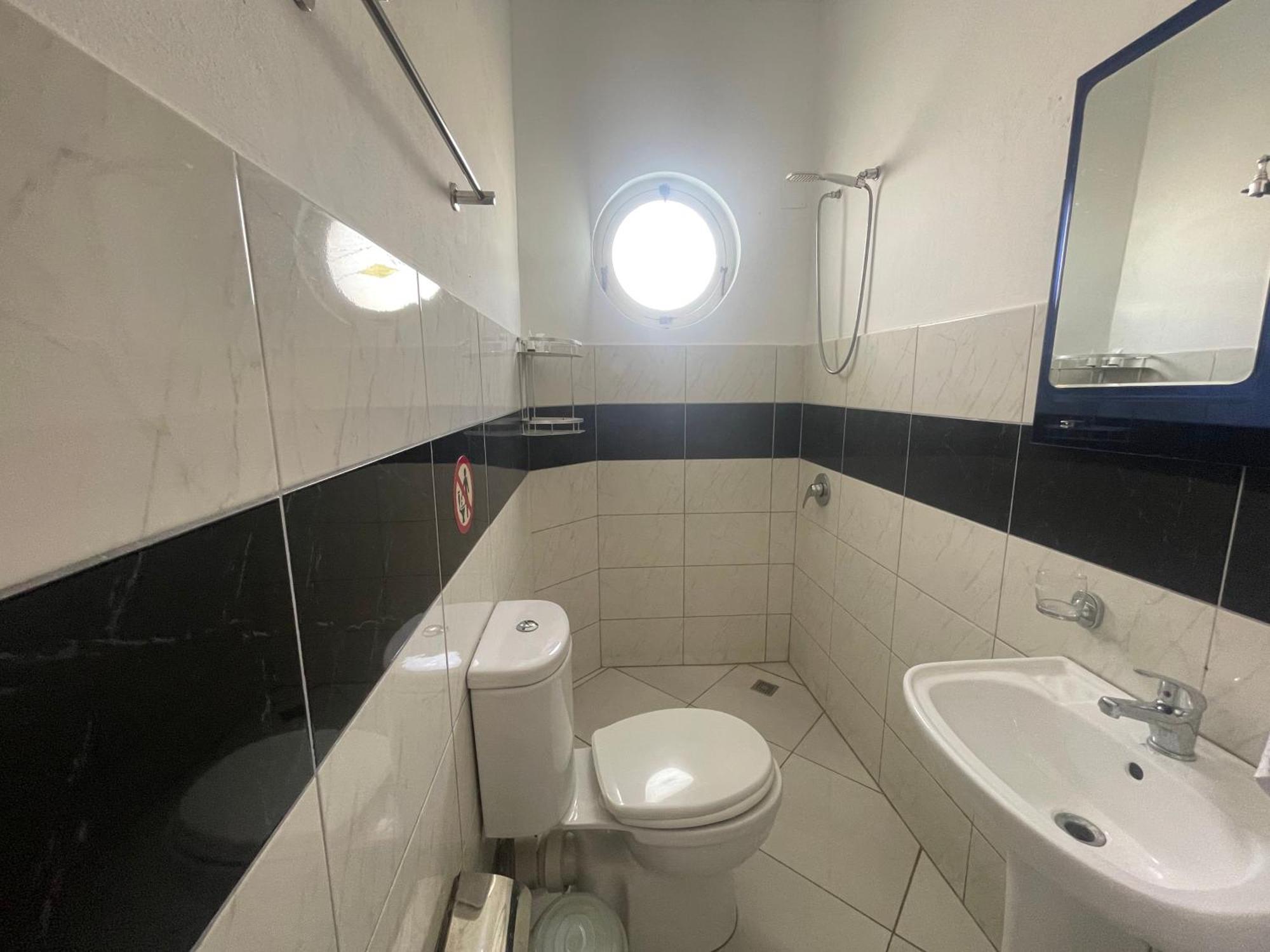 Hotel Latifi Gramsh Dış mekan fotoğraf